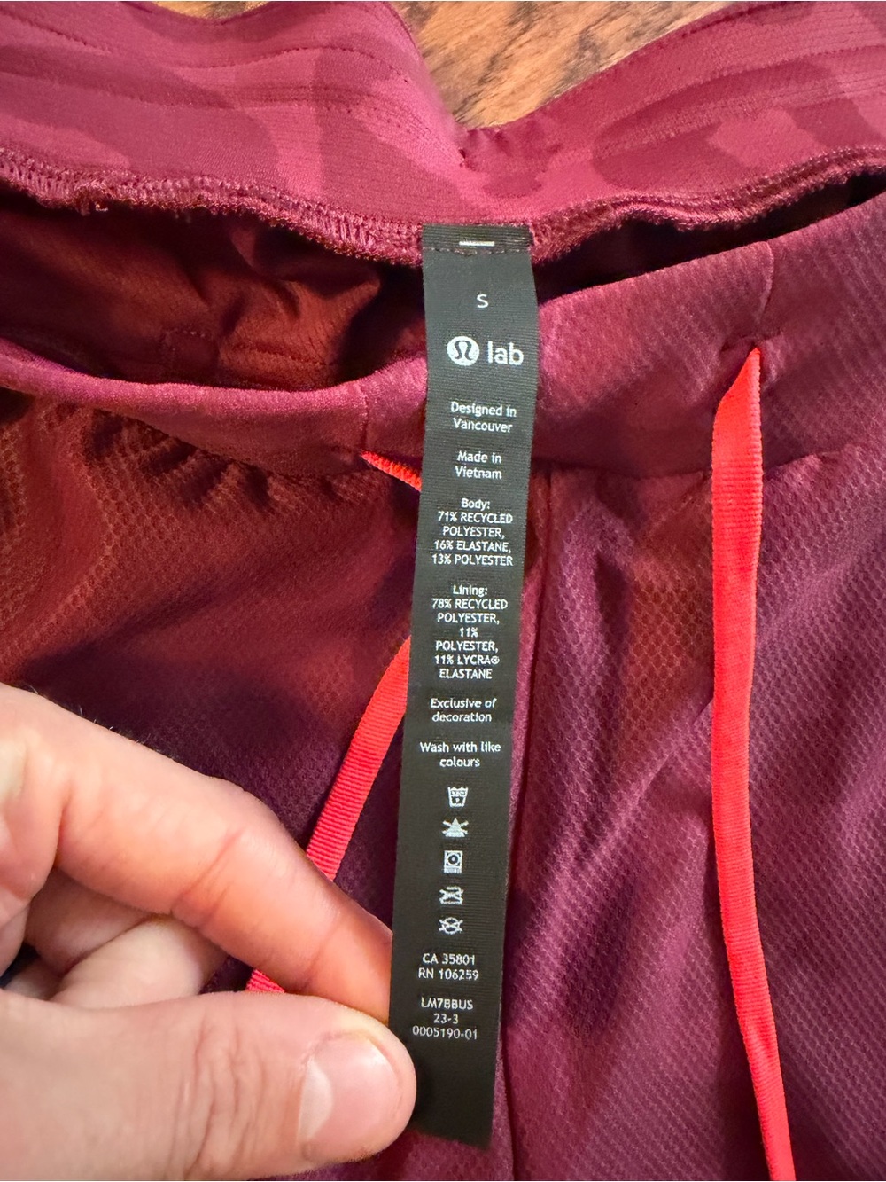 NWT Lululemon Lab Relaxed-Fit Training Shorts 10” Inseam Shorts Men’s Size Small - Picture 6 of 8
